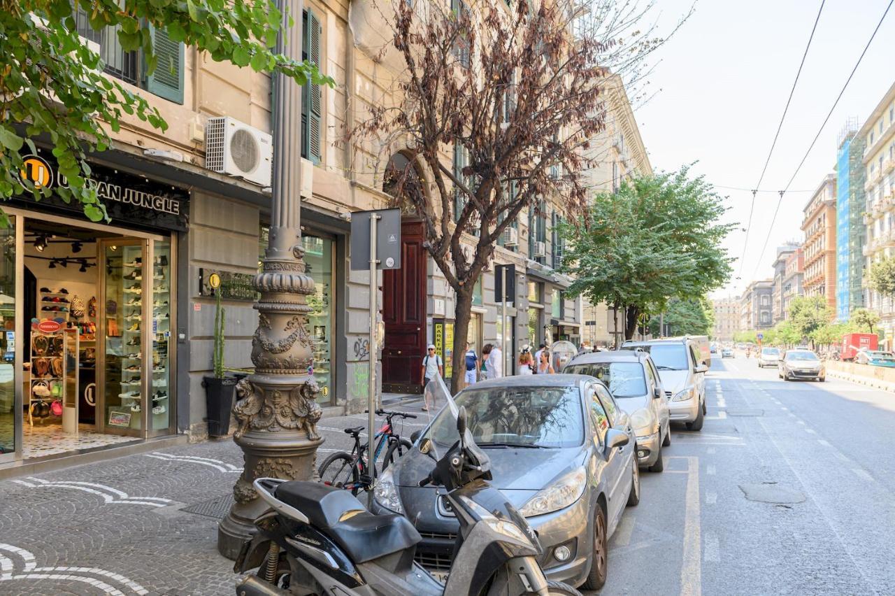 Corso Umberto 153 Apartment Napoli Bagian luar foto
